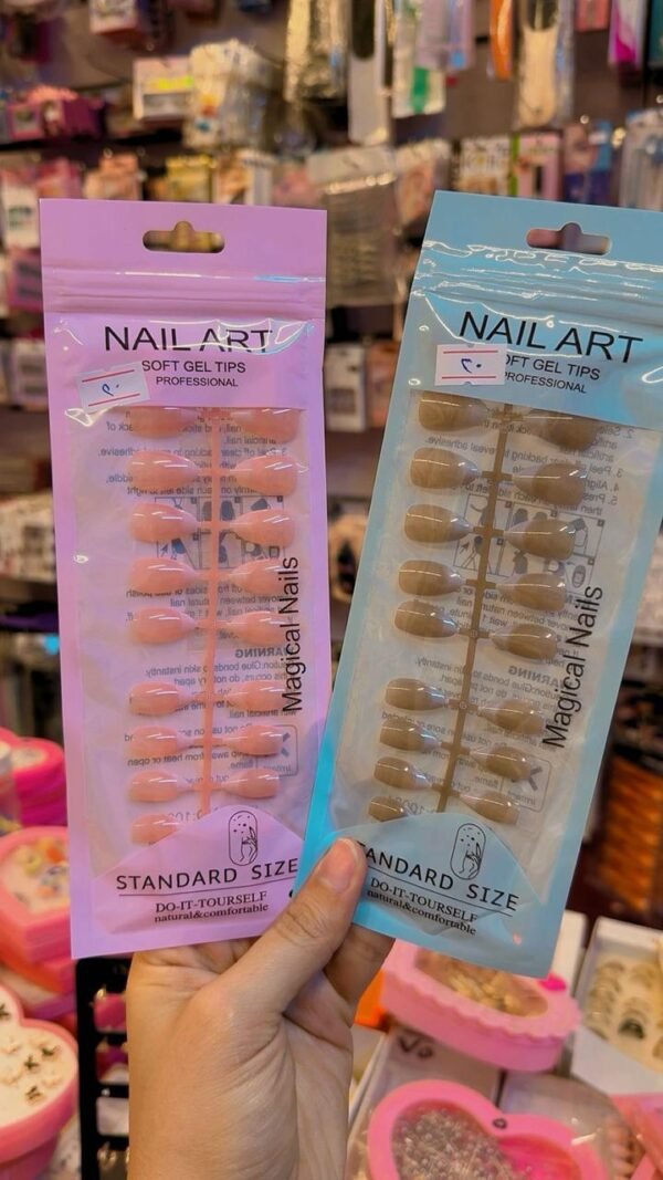 أظافر nail art الجاهزة