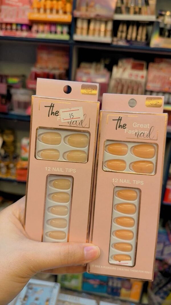 أظافر the nail الجاهزة